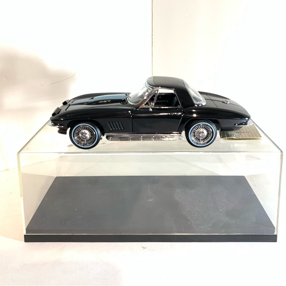 Franklin Mint 1967 Corvette 1:24 Scale